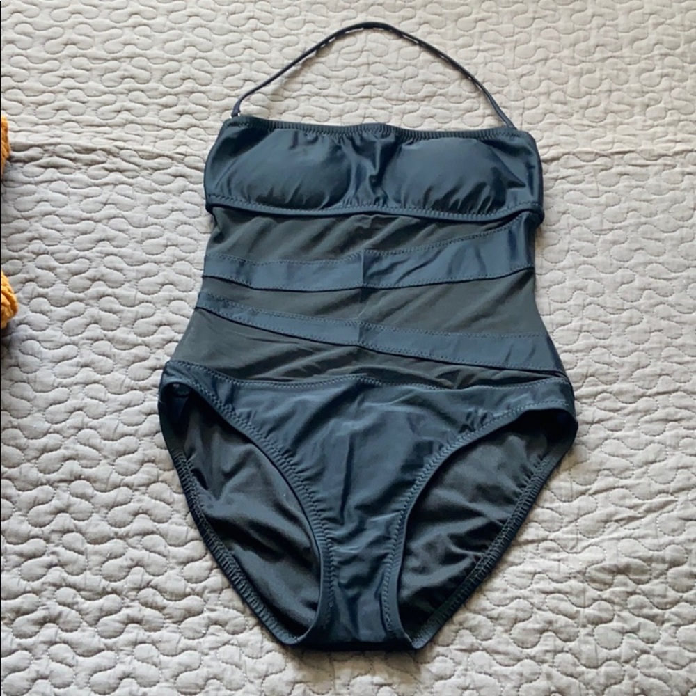 Bathing suite